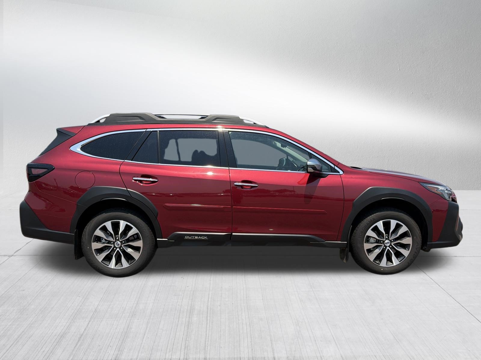 Certified 2025 Subaru Outback Touring AWD/4WD image 8