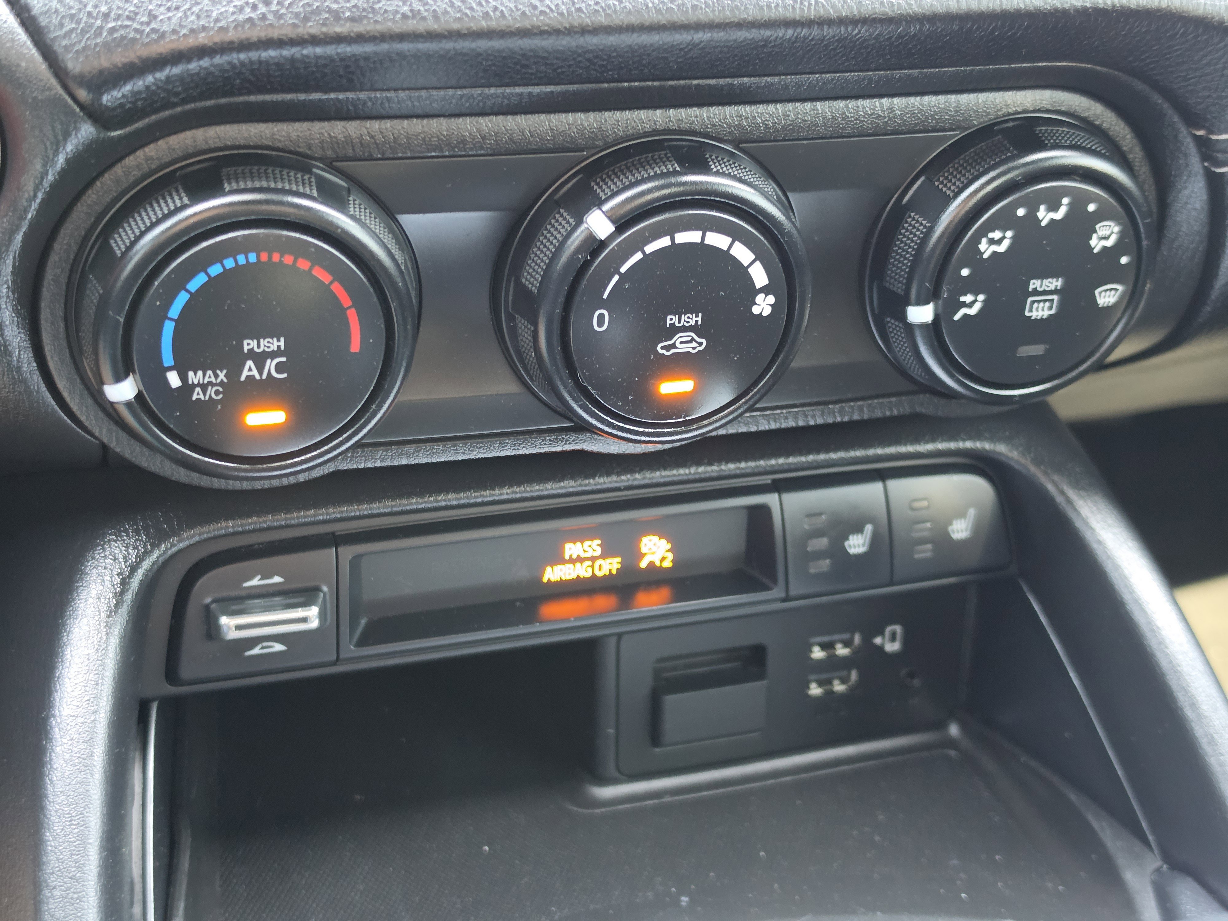 Used 2021 MAZDA MX-5 Miata RF Club w/ Interior Package (MT) image 18