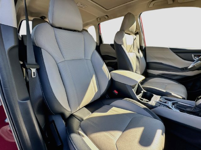 Used 2024 Subaru Forester Limited AWD/4WD image 32