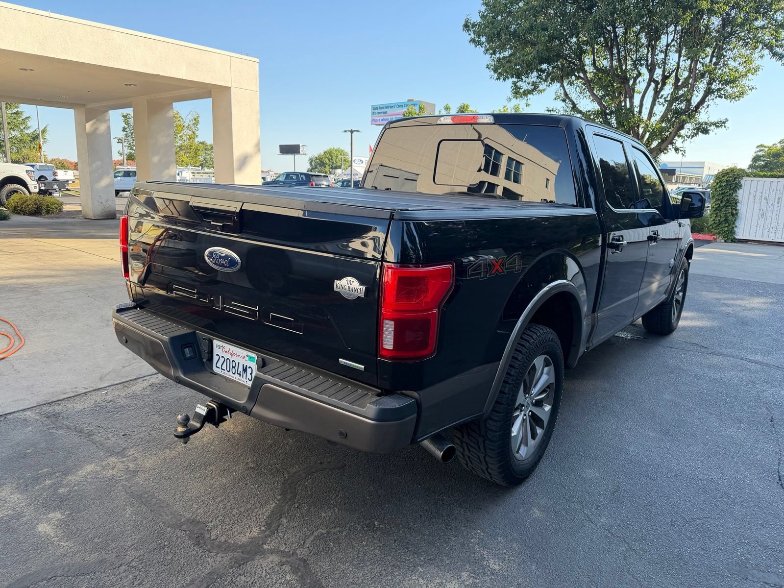 Used 2019 Ford F150 King Ranch w/ Equipment Group 601A Luxury AWD/4WD image 5