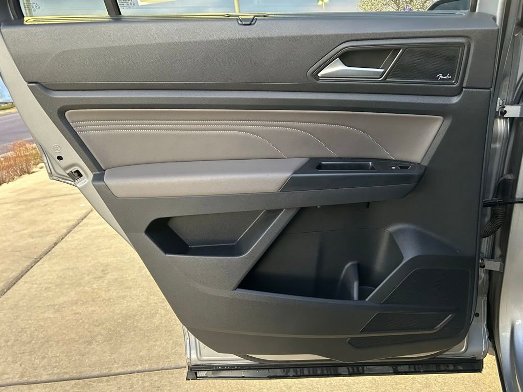 Used 2021 Volkswagen Atlas Cross Sport SEL Premium R-Line image 25