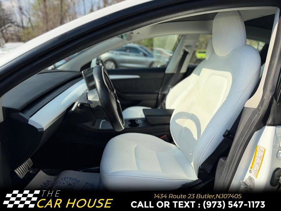 Used 2022 Tesla Model 3 Performance image 15