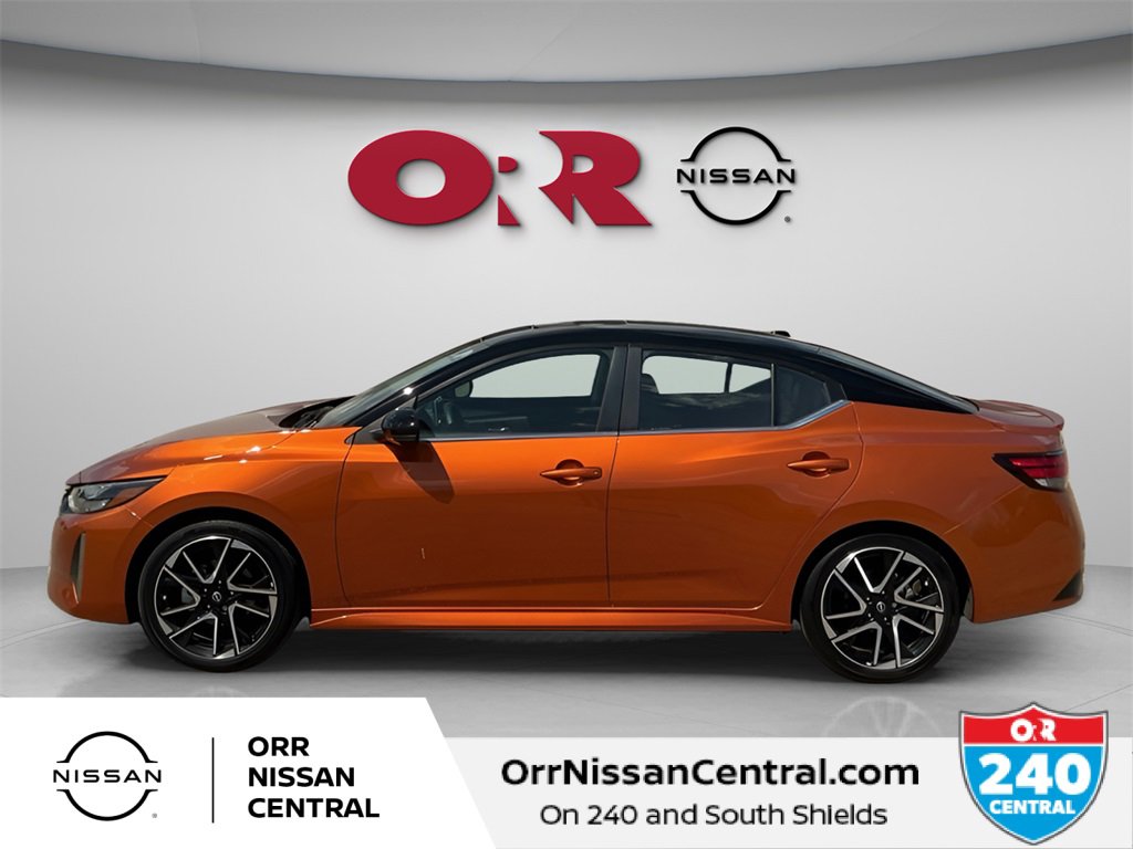 Certified 2025 Nissan Sentra SR w/ SR Premium Package image 8