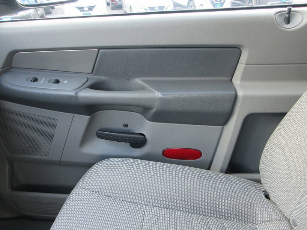 Used 2008 Dodge Ram 2500 Truck ST image 24