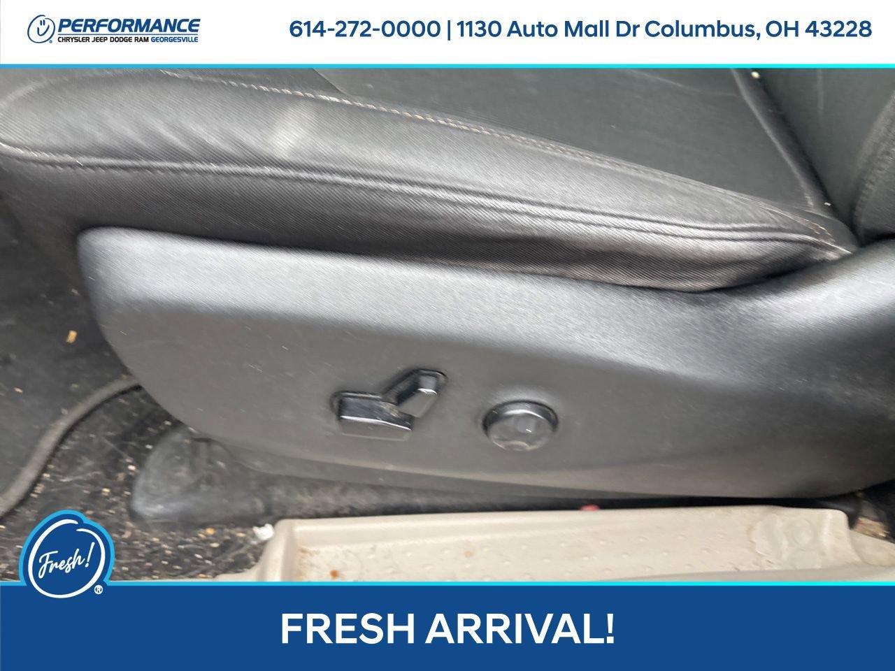 Used 2018 Chrysler Pacifica Touring Plus w/ Tire & Wheel Group image 18