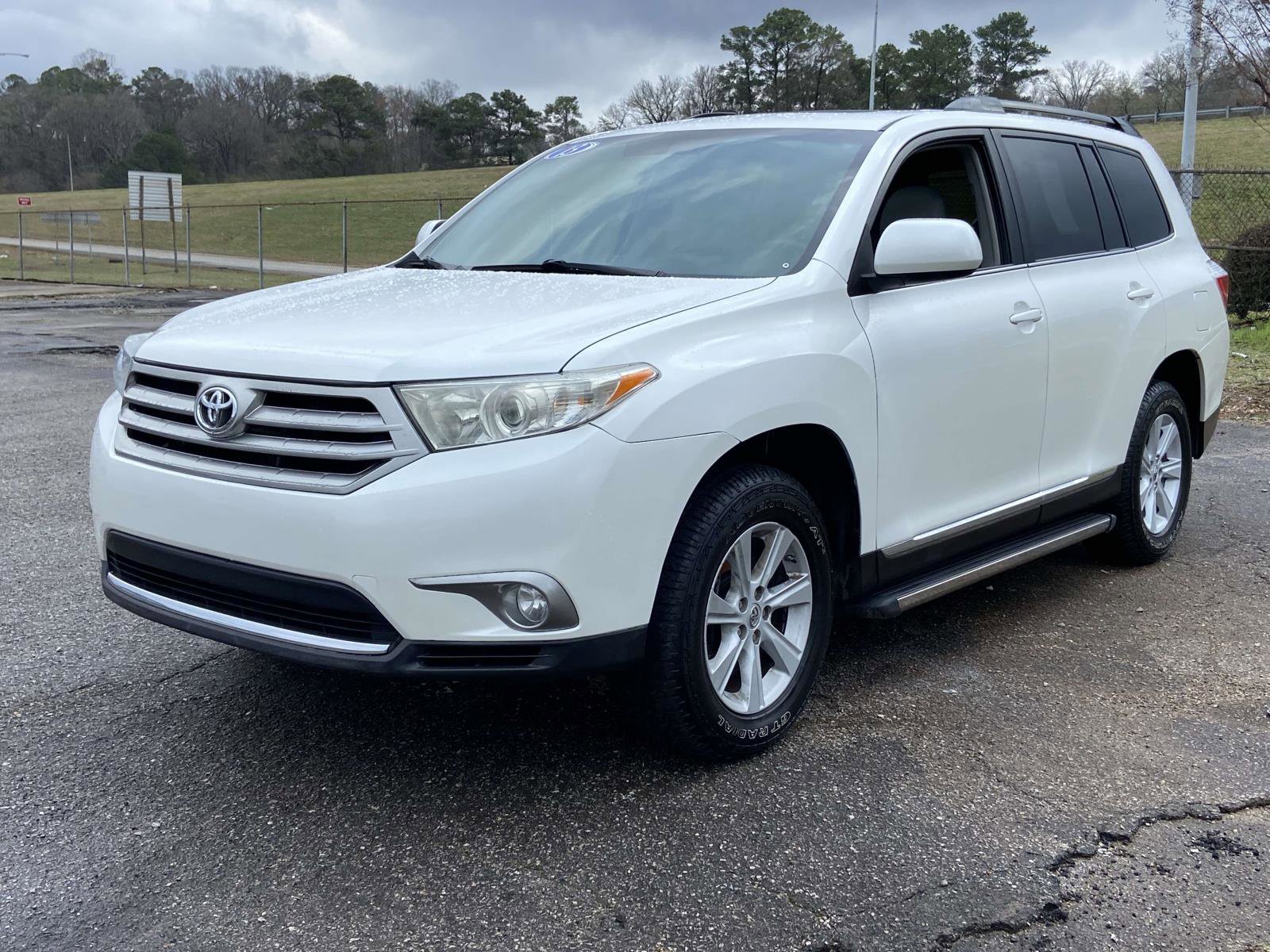 Used 2013 Toyota Highlander SE image 4
