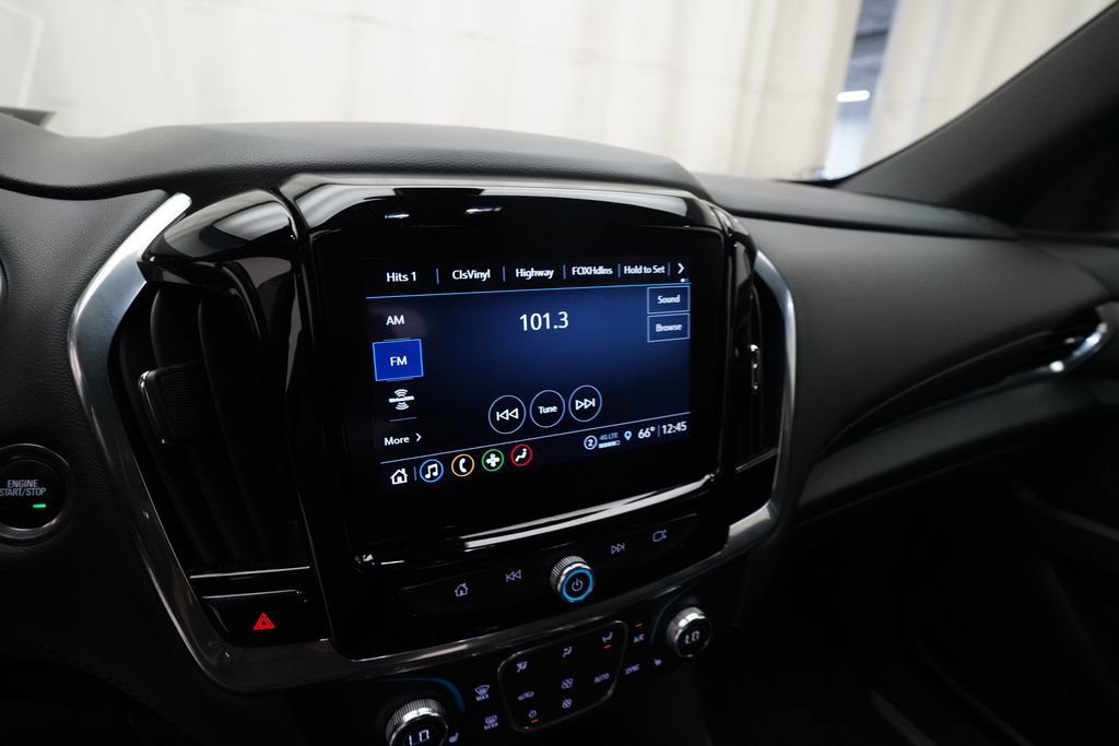 Used 2023 Chevrolet Traverse LT AWD/4WD image 6