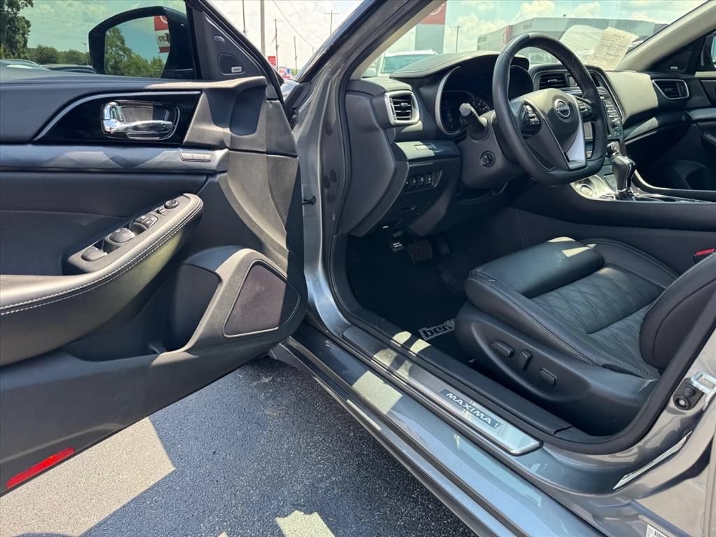 Certified 2023 Nissan Maxima Platinum w/ Sport Mat Group FWD image 14