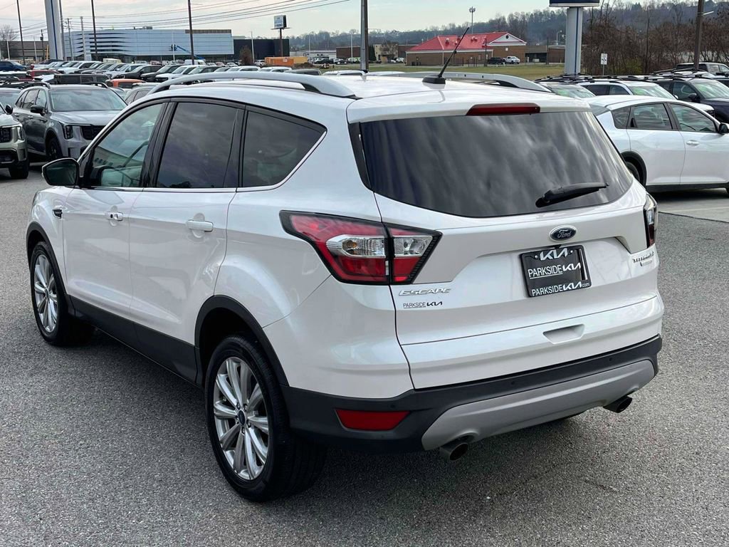 Used 2017 Ford Escape Titanium image 34