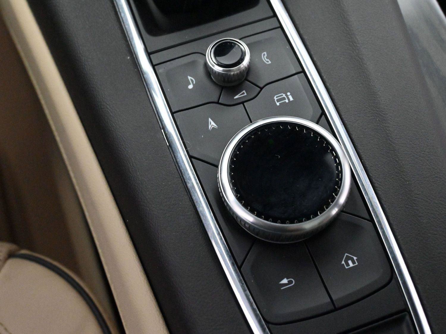 Certified 2024 Cadillac Escalade Premium Luxury w/ LPO, Floor Liner Package image 29