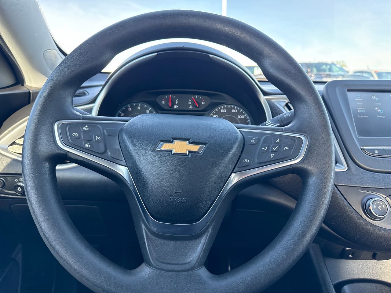 Used 2017 Chevrolet Malibu LS FWD image 13