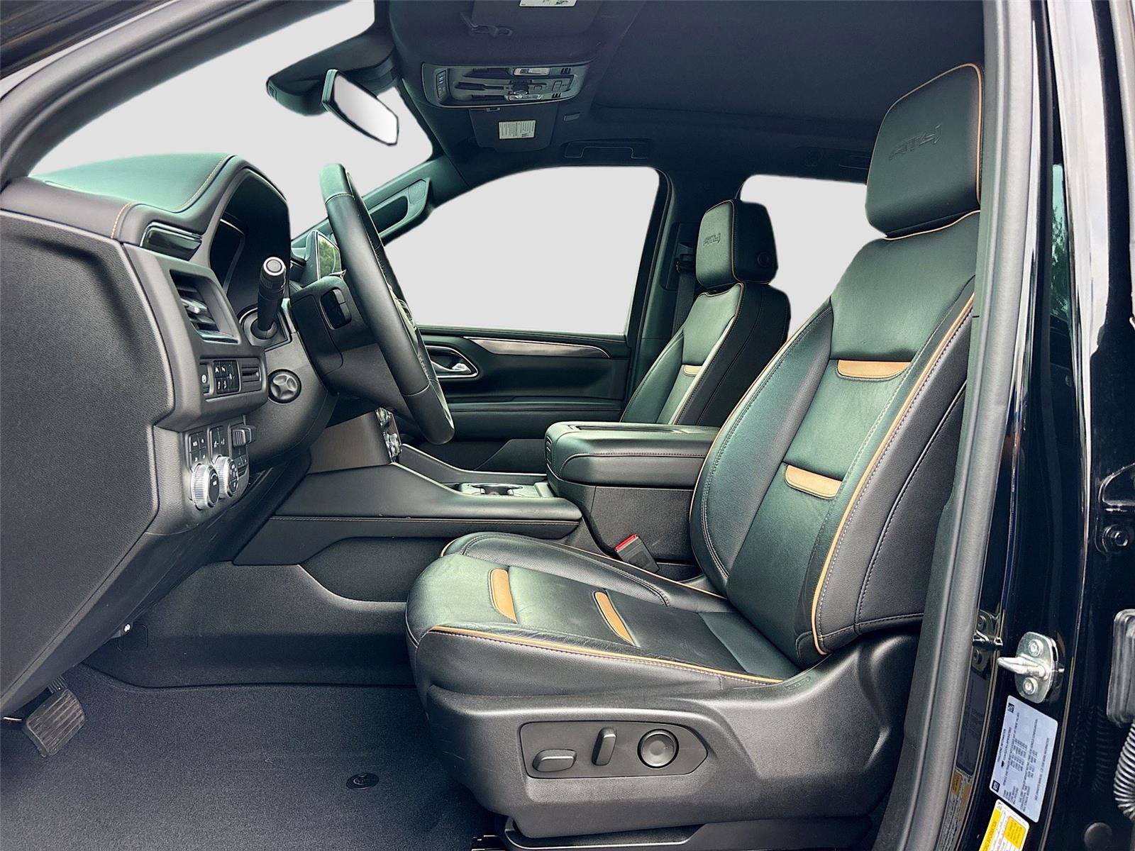 Used 2023 GMC Yukon AT4 w/ LPO, Floor Liner Package AWD/4WD image 26