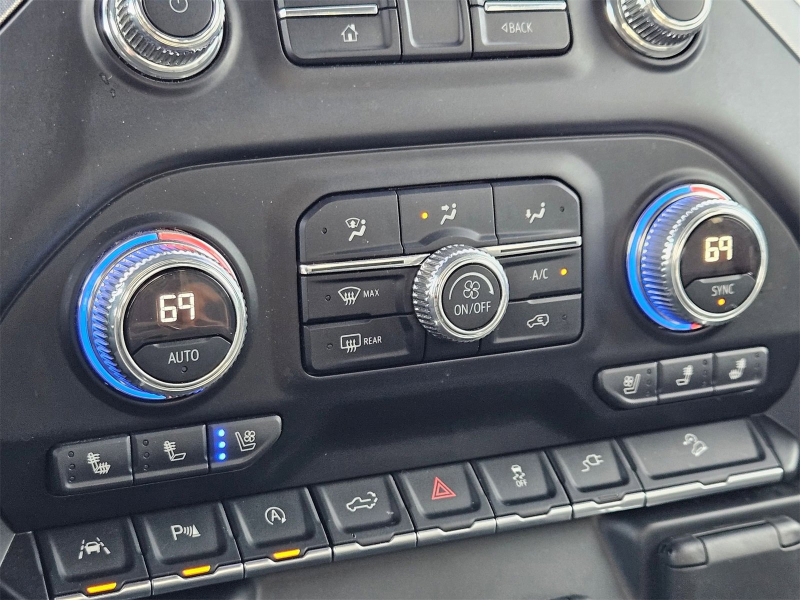 Used 2019 GMC Sierra 1500 SLT w/ SLT Premium Plus Package image 18