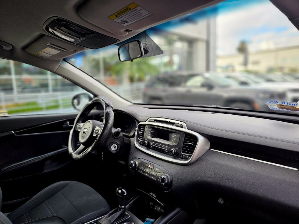 Used 2016 Kia Sorento L FWD image 31