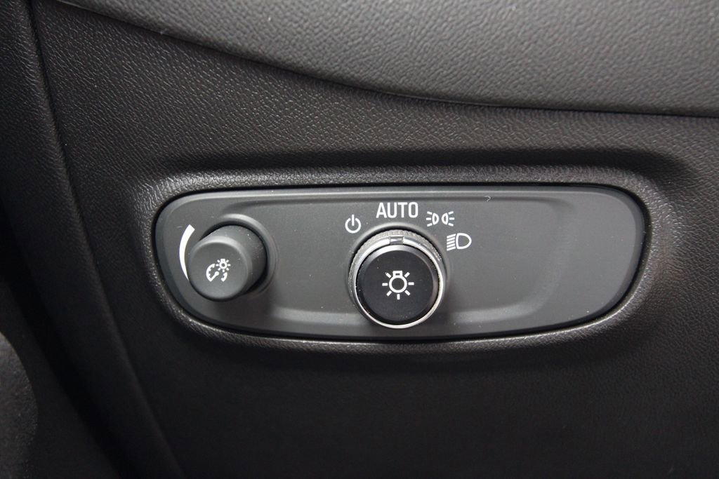 Used 2022 Chevrolet Equinox RS AWD/4WD image 22