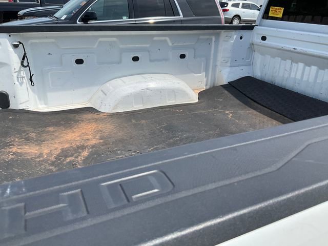 Used 2022 Chevrolet Silverado 2500 Custom w/ Custom Value Package AWD/4WD image 6