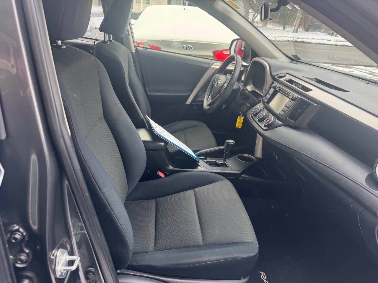 Used 2015 Toyota RAV4 LE image 23