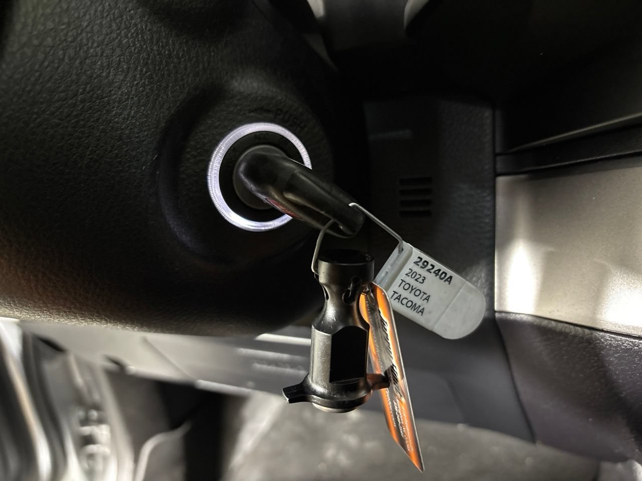 Used 2023 Toyota Tacoma SR w/ SR Convenience Package RWD image 12