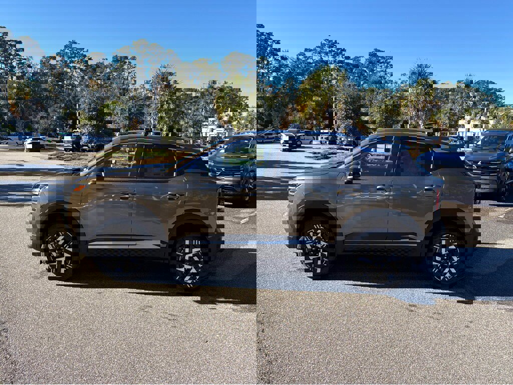 New 2026 Nissan Kicks SV w/ SV Premium Package image 31