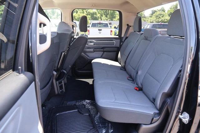 Used 2020 RAM 1500 Big Horn AWD/4WD image 9