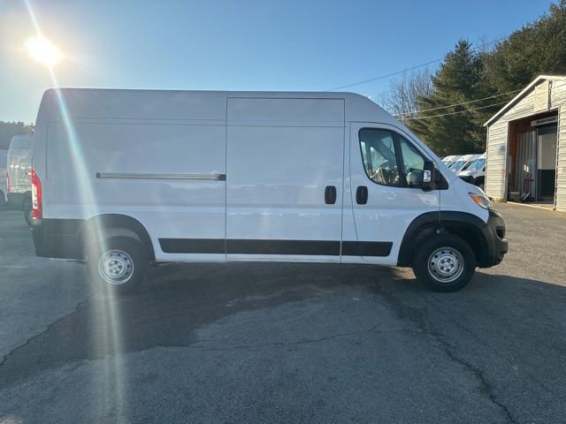 Used 2023 RAM ProMaster 2500 image 2