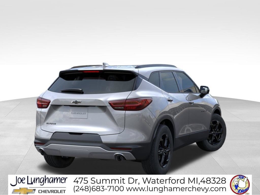 New 2026 Chevrolet Blazer LT w/ Midnight/Sport Edition FWD image 4