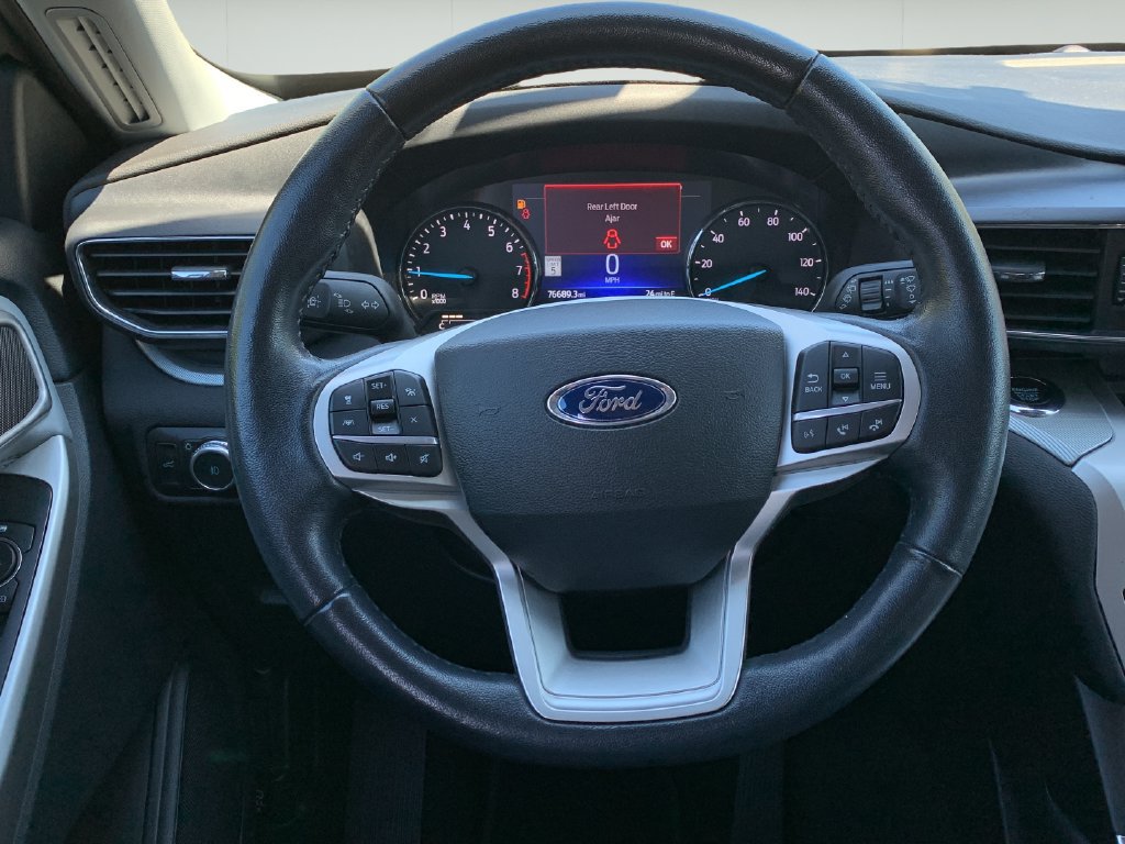 Used 2022 Ford Explorer XLT w/ Equipment Group 202A RWD image 22