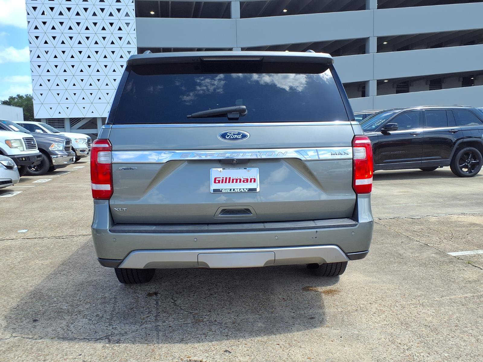 Used 2019 Ford Expedition Max XLT w/ Equipment Group 202A RWD image 27