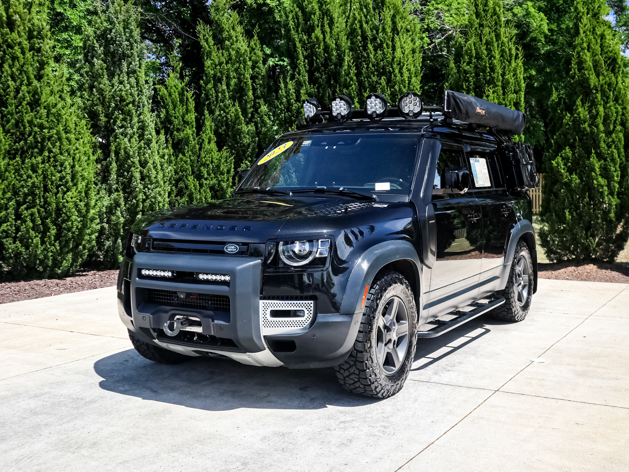 Used 2023 Land Rover Defender 110 S AWD/4WD image 5