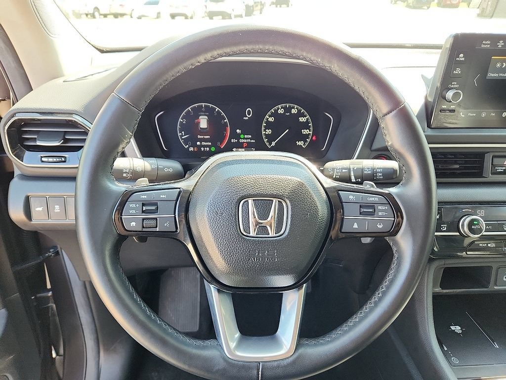 Used 2025 Honda Pilot EX-L image 14