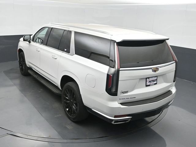 Used 2021 Cadillac Escalade ESV Luxury image 35