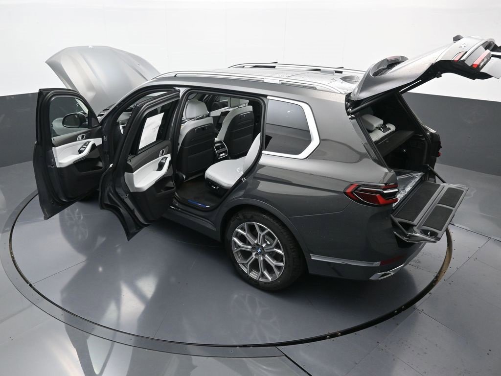 New 2026 BMW X7 xDrive40i image 44