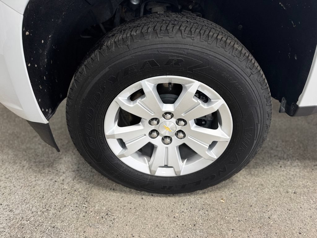 Used 2022 Chevrolet Colorado LT w/ Fleet Safety Package RWD image 26