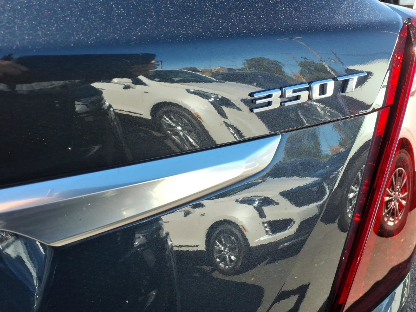 Certified 2023 Cadillac XT5 Premium Luxury image 11