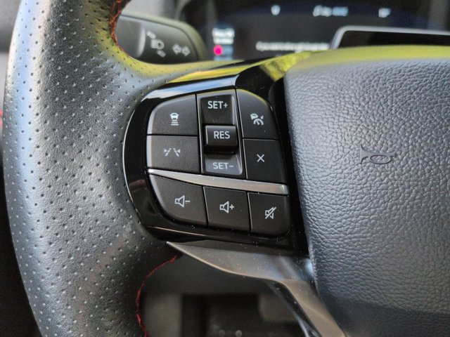 Used 2025 Ford Explorer ST-Line w/ ST-Line Street Pack AWD/4WD image 23