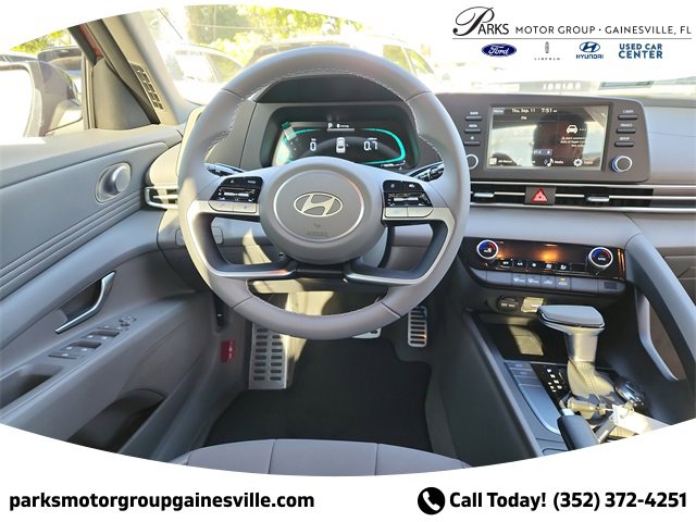 New 2025 Hyundai Elantra Sport image 9