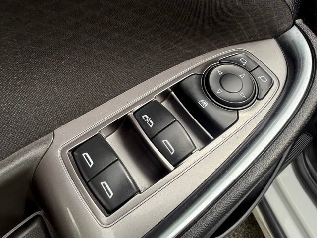 Used 2018 Chevrolet Malibu LT FWD image 10