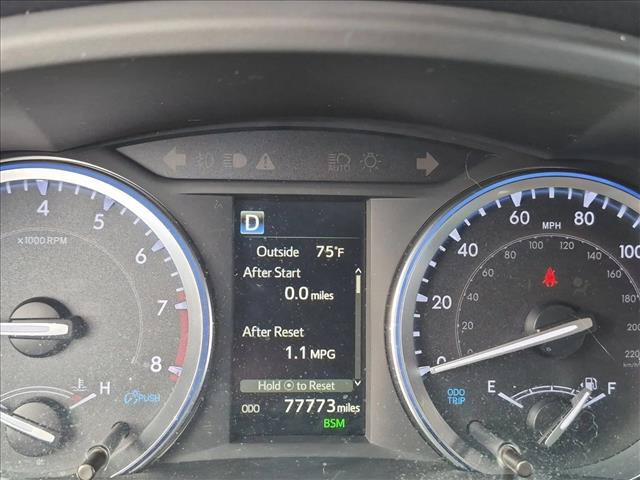 Used 2019 Toyota Highlander XLE FWD image 11