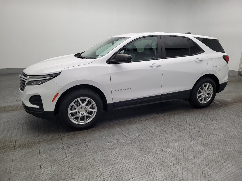Used 2024 Chevrolet Equinox LS AWD/4WD image 2