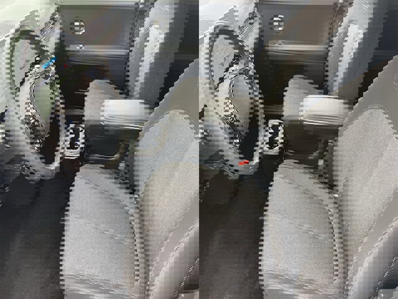 Used 2022 Hyundai Ioniq 5 SE w/ Cargo Package image 21