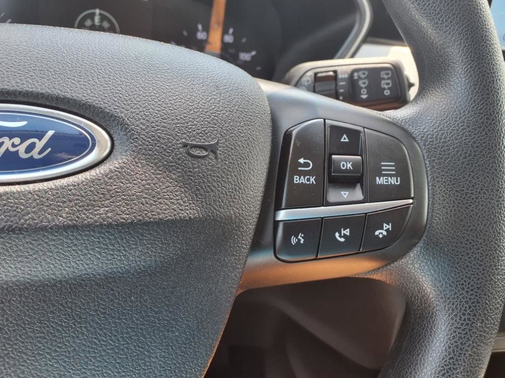 Used 2021 Ford Escape SE image 21