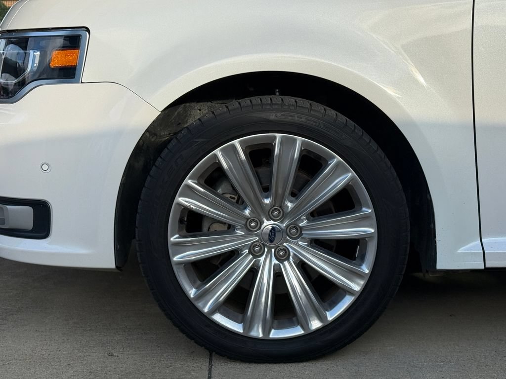 Used 2014 Ford Flex Limited w/ Equipment Group 303A AWD/4WD image 5