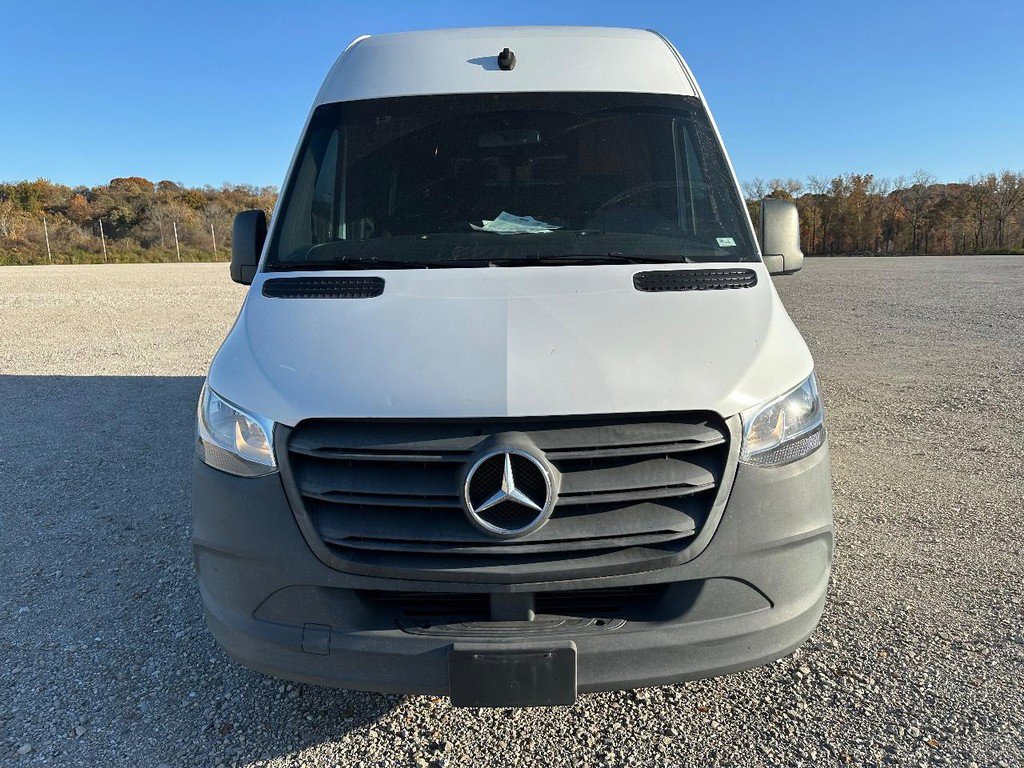 Used 2021 Mercedes-Benz Sprinter 2500 w/ Driver Convenience Package image 11