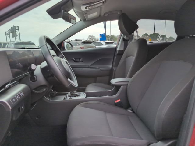 Used 2024 Hyundai Kona SEL image 11