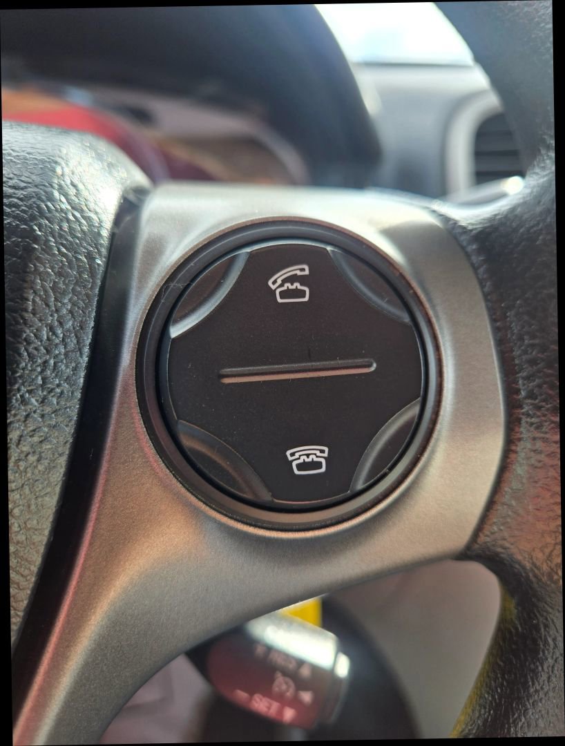 Used 2013 Toyota Venza LE image 21