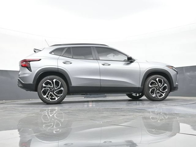 New 2026 Chevrolet Trax RS w/ Driver Confidence Package FWD image 43