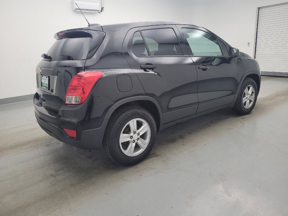 Used 2019 Chevrolet Trax LS w/ Tint and Cruise Package FWD image 10
