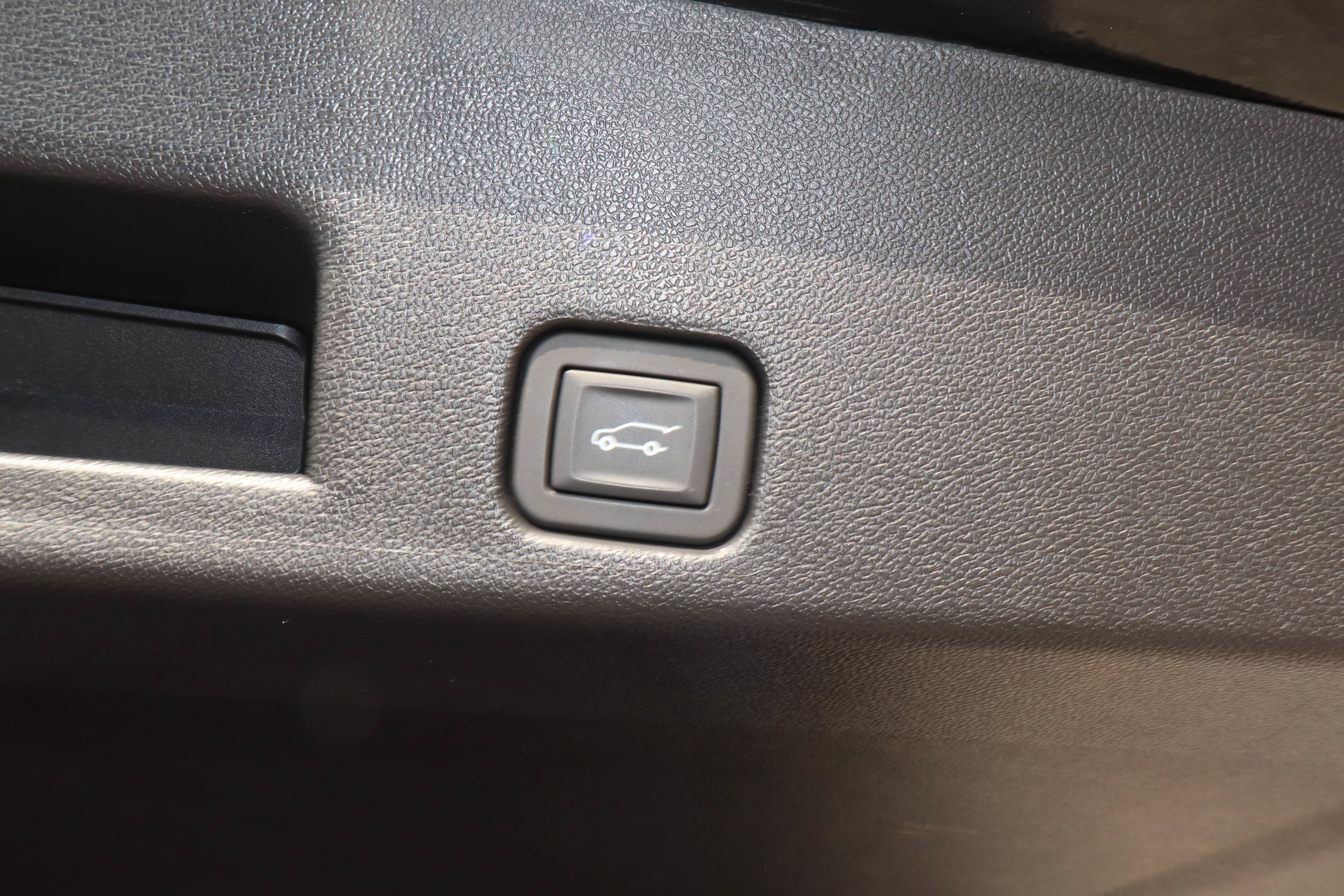 Used 2026 Chevrolet Traverse LT AWD/4WD image 21