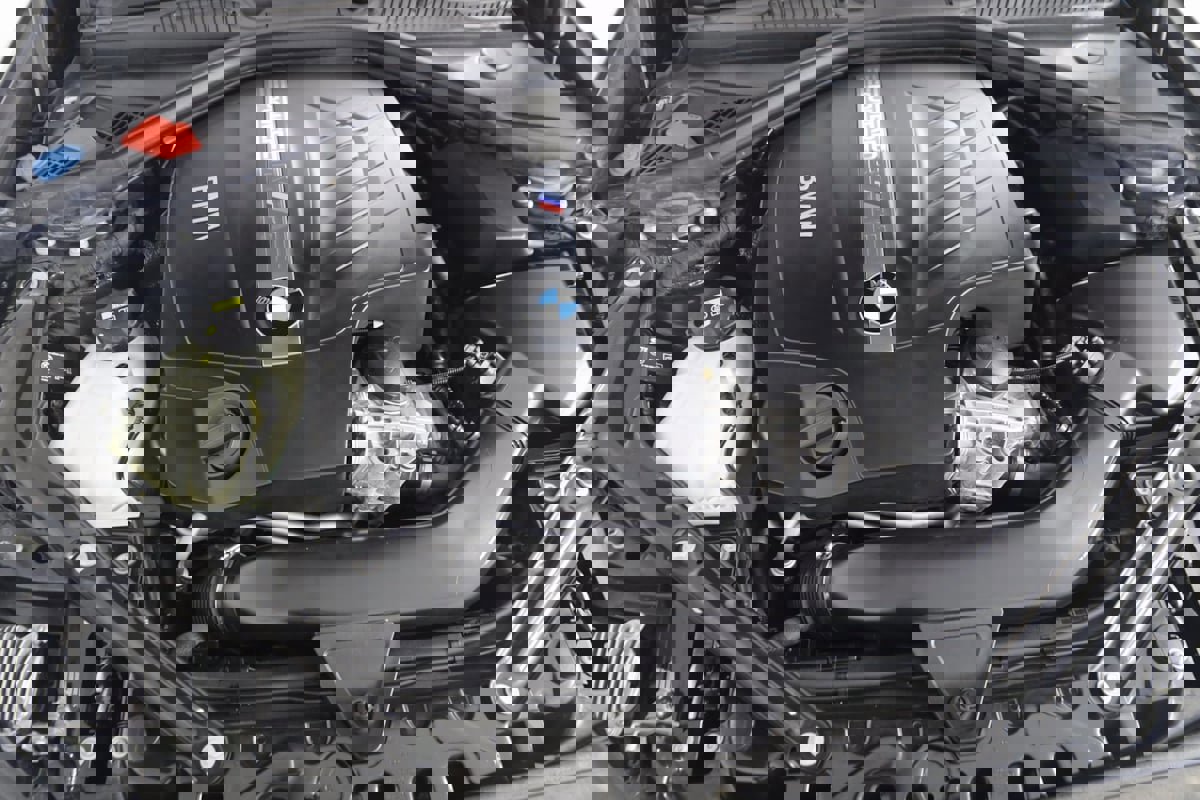 Used 2018 BMW M2 image 42