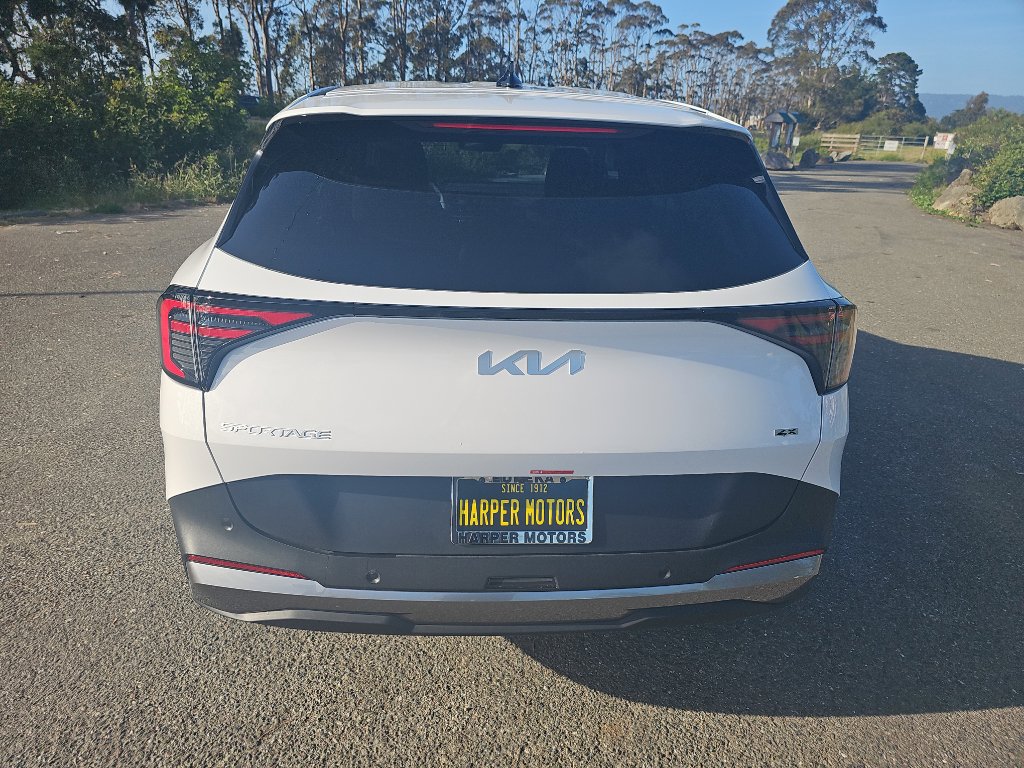 New 2026 Kia Sportage LX image 4